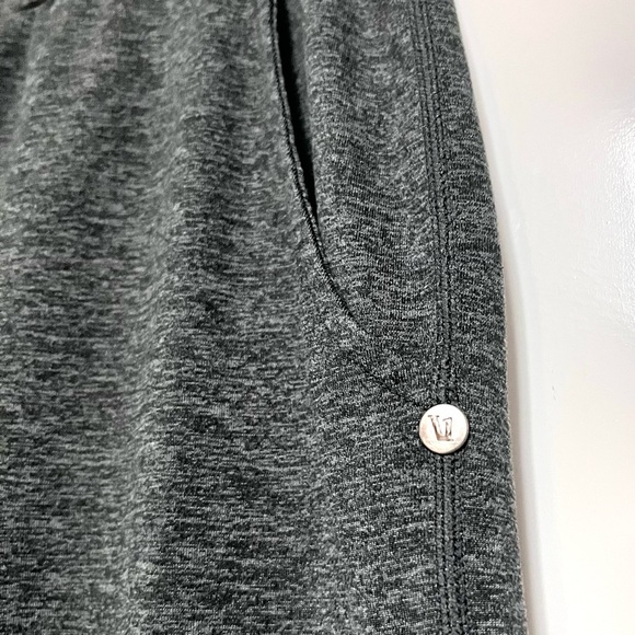 Vuori Ponto Performance Pant Mens Heather Gray SZ S DreamKnit Athletic Gym V418 - Picture 6 of 12